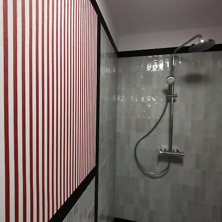 Hello 2025 Apartment